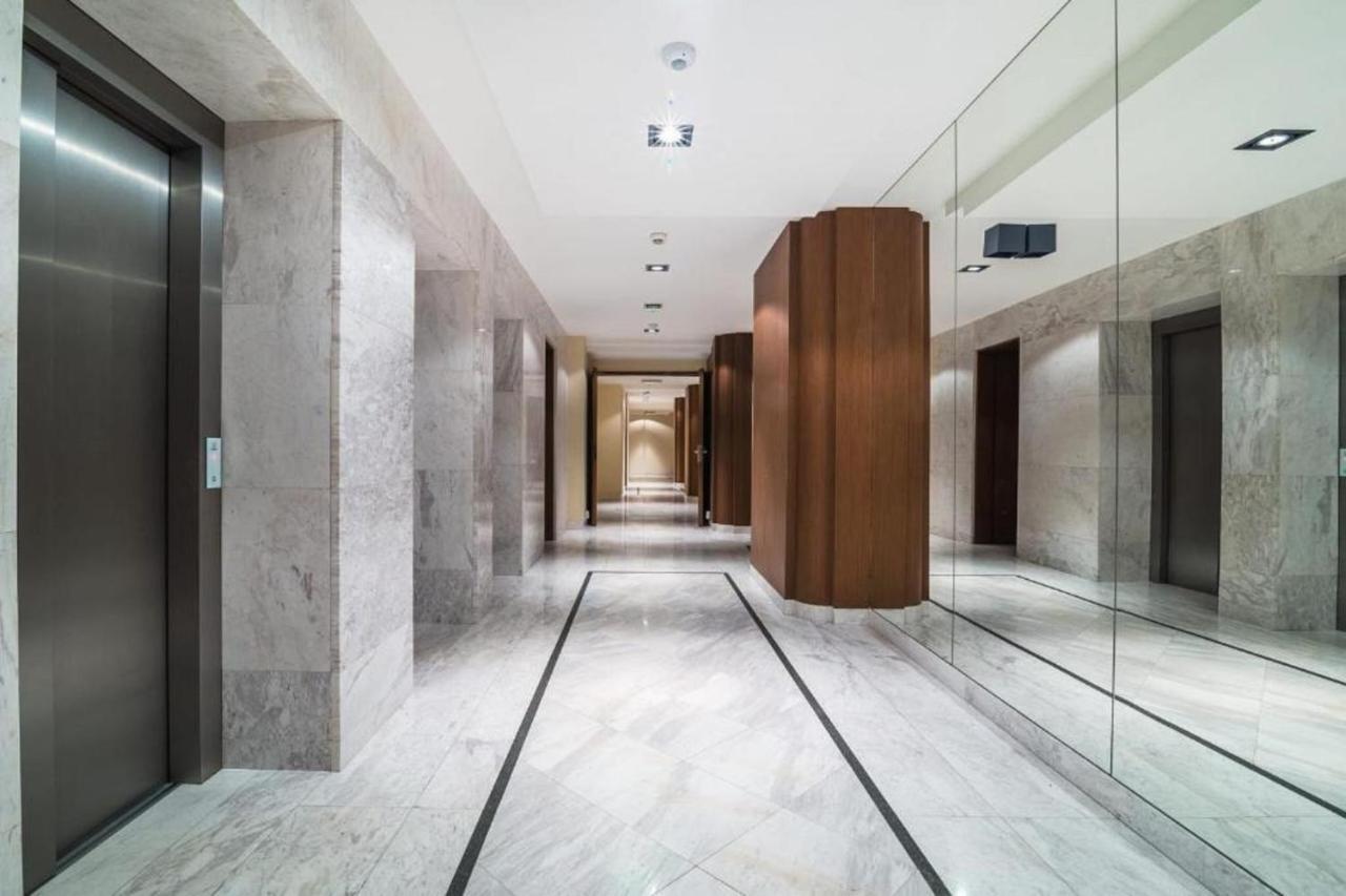 Modern Apartment With Pool Near Golden Terraces 华沙 外观 照片